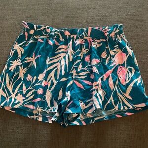 Lilly Pulitzer girls shorts sz xl 12-14